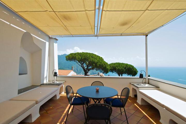 Suite Photo