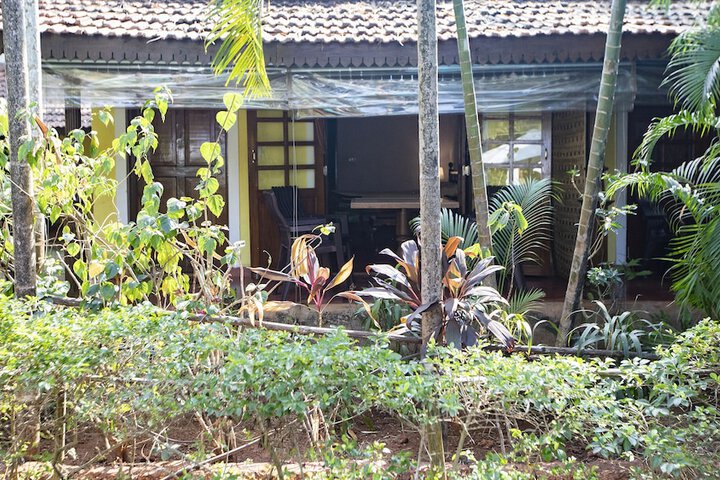Room 42 of 162