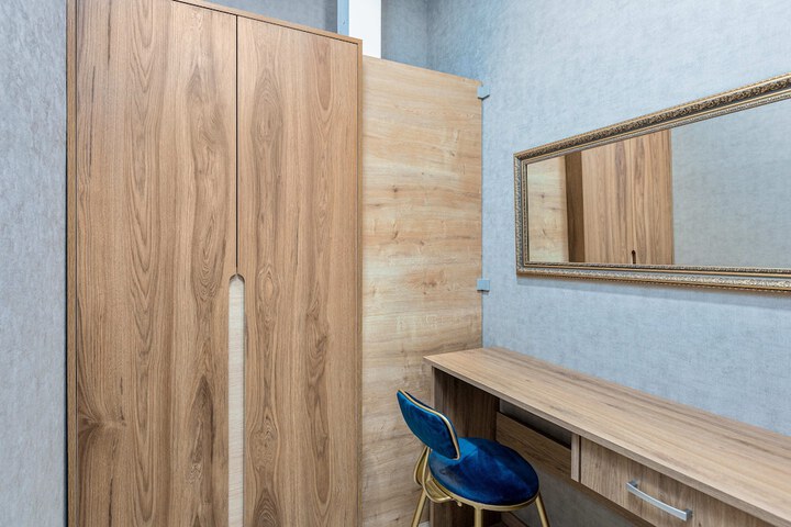 Room 35 of 68