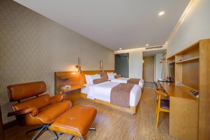 Room 18 of 44
