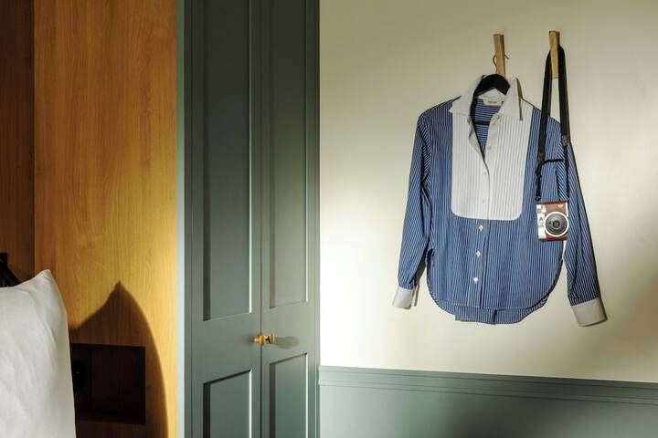 Room 8 of 47