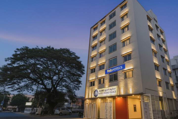 FabHotel a White Pearl Suites - Near Bangalore Airport