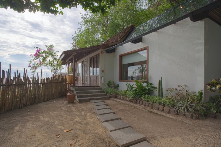 Terrace/Patio 101 of 212