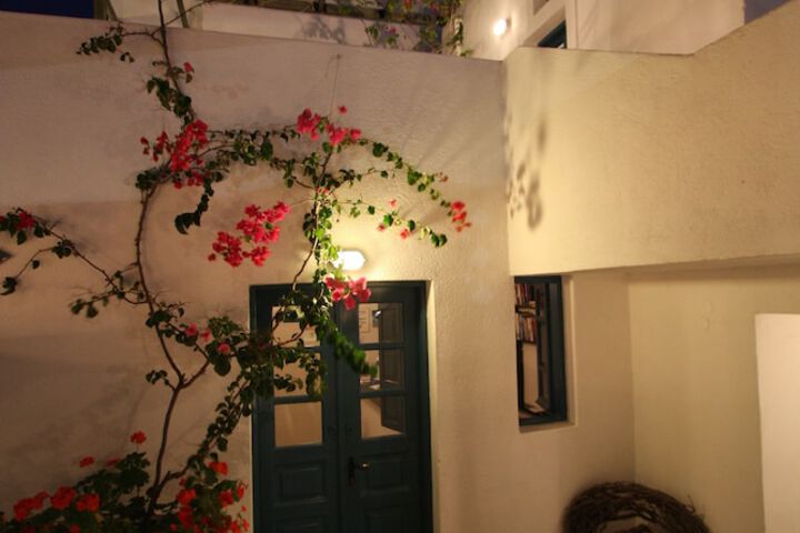 Reception hall