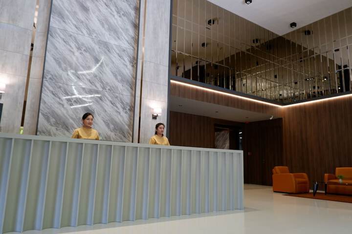 Concierge desk