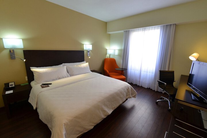 Room 15 of 81