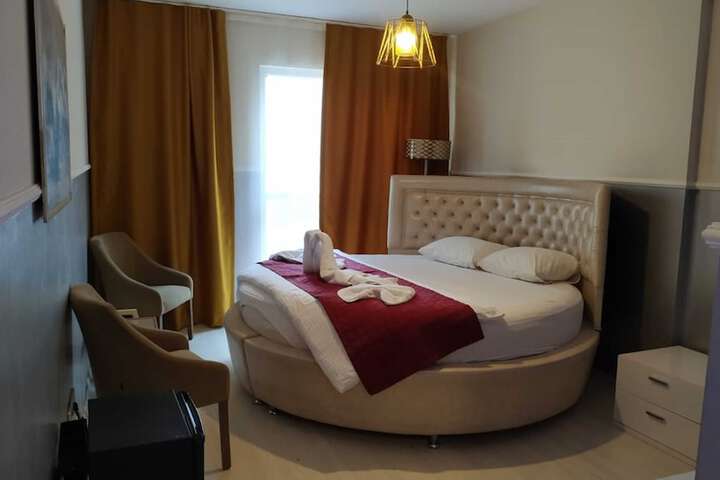 Room 71 of 88