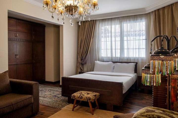 Room 39 of 47