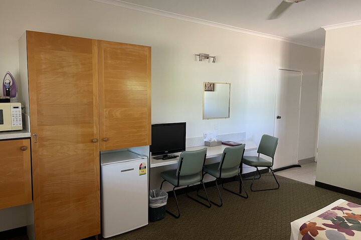 Room 7 of 35