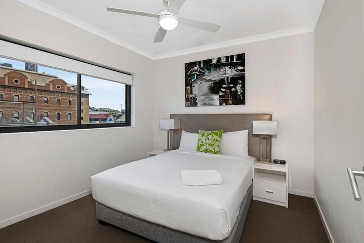 Room 7 of 36