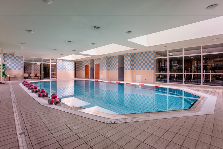 Hotel Pool