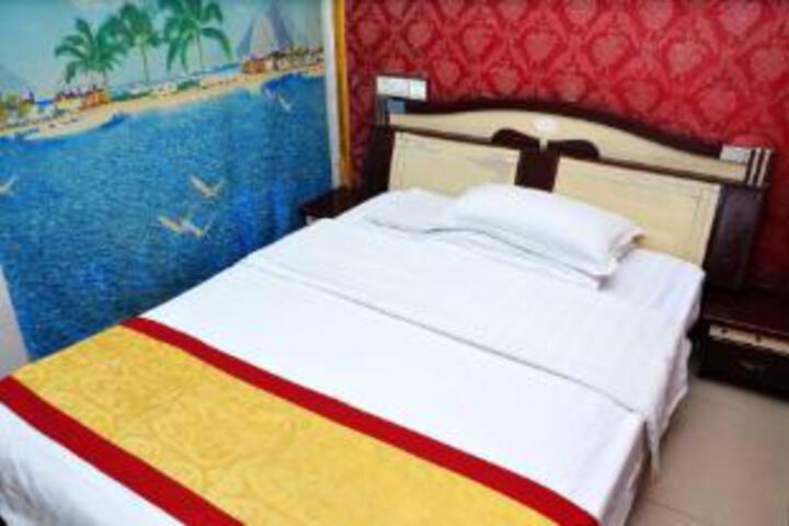 Room 6 of 7