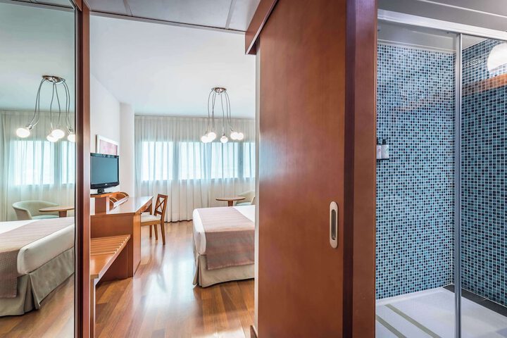 Room 29 of 75