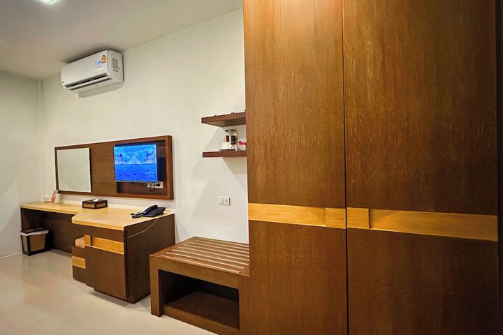 Room 14 of 46