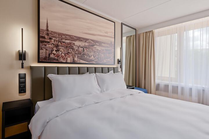 Room 47 of 113