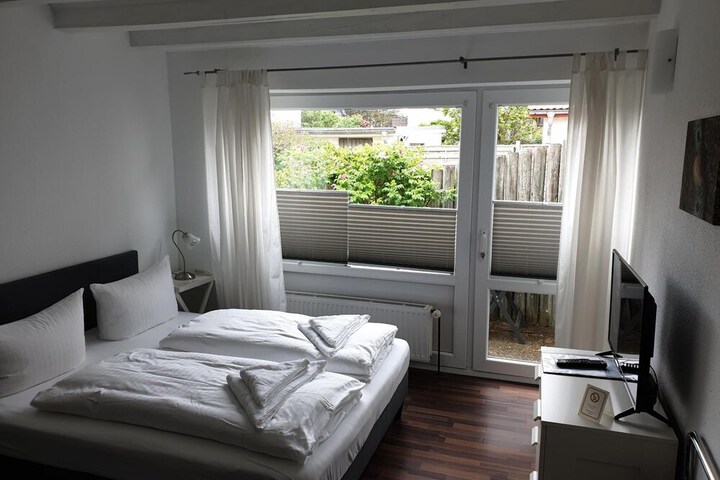 Room 9 of 49