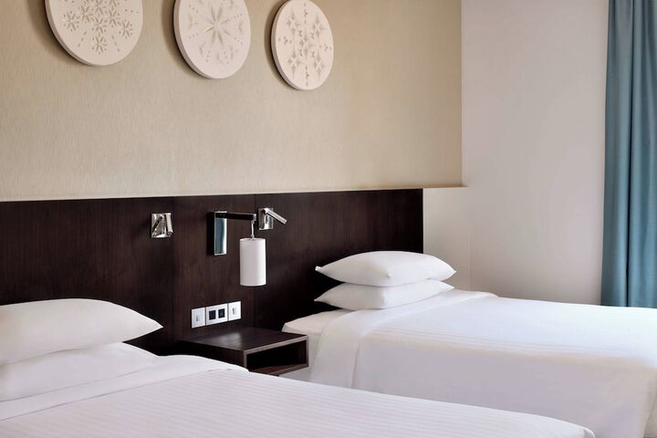 Room 13 of 51