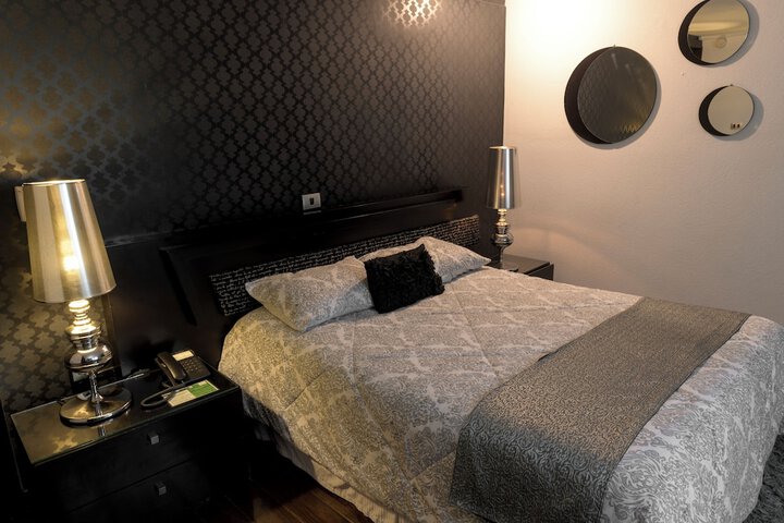 Room 34 of 75