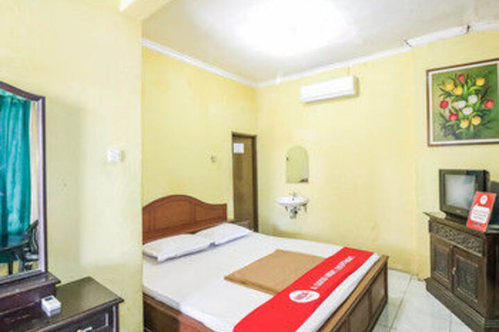 Room 29 of 77