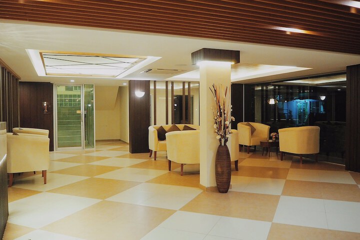 Lobby Entry