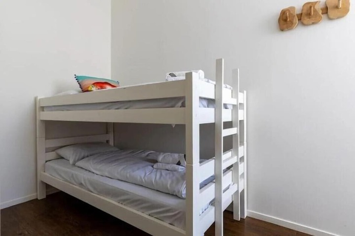 Room 20 of 59
