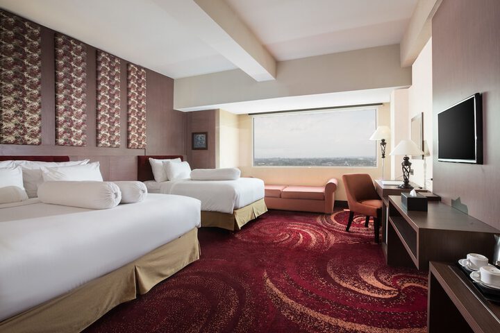 Room 8 of 27