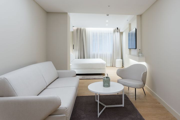 Room 16 of 109