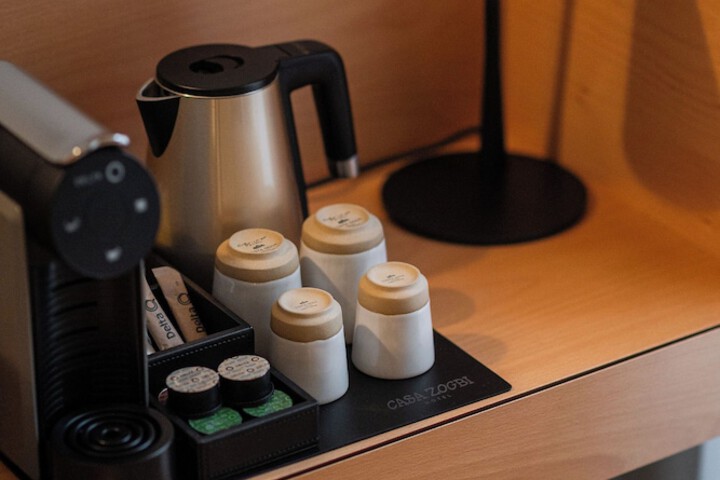 Breakfast/Coffee Service 66 of 109