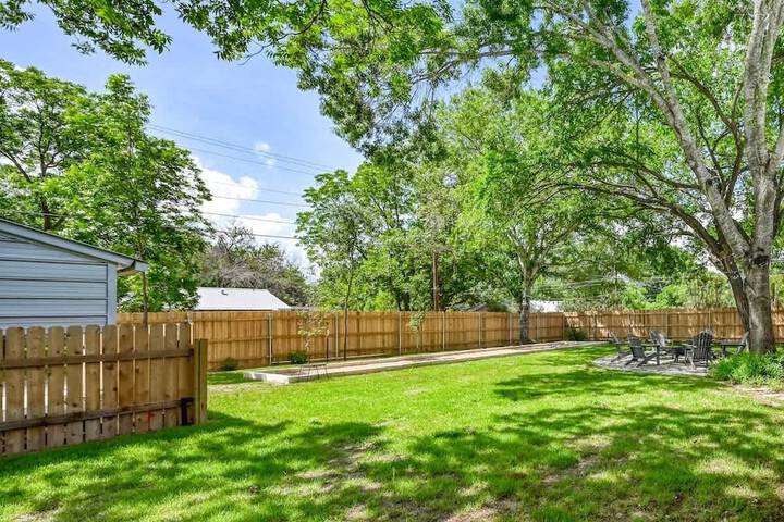 Property Grounds 28 of 47