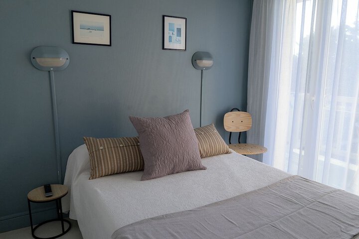 Room 11 of 25
