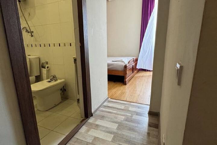 Room 52 of 126