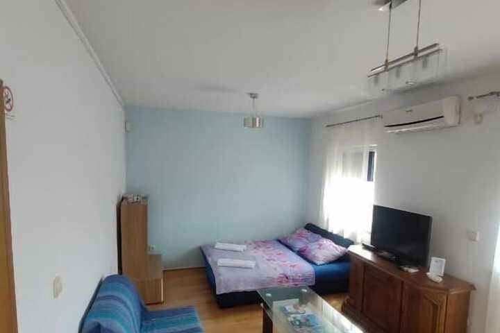 Room 20 of 51