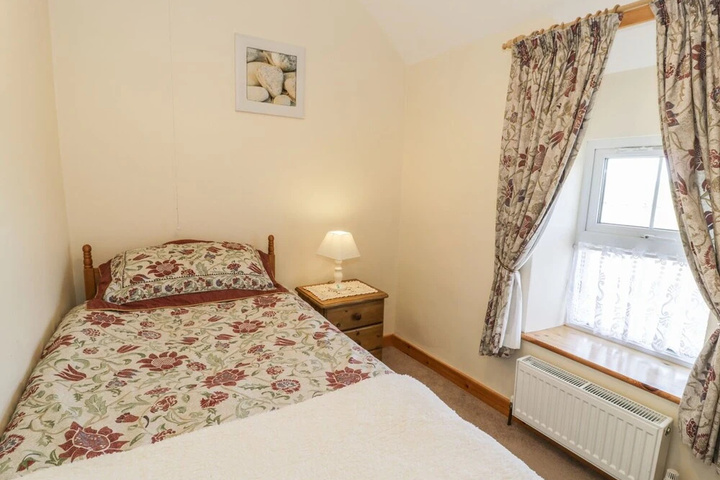 Room 3 of 12
