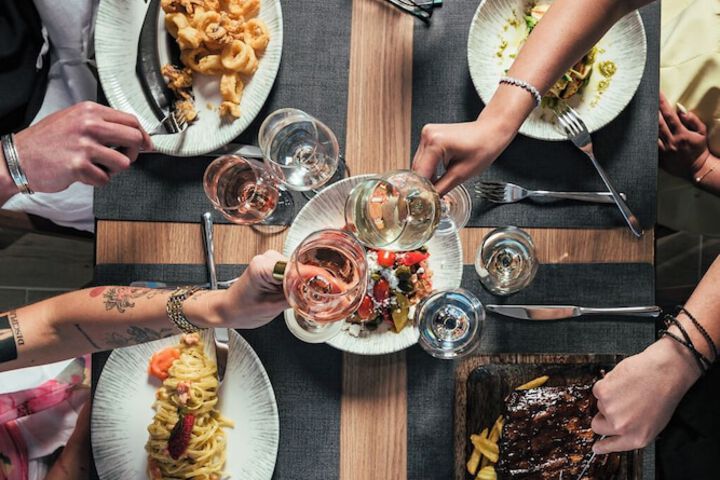 Dining 55 of 81