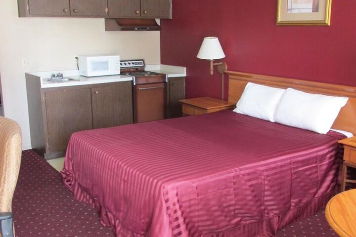 Room 8 of 47