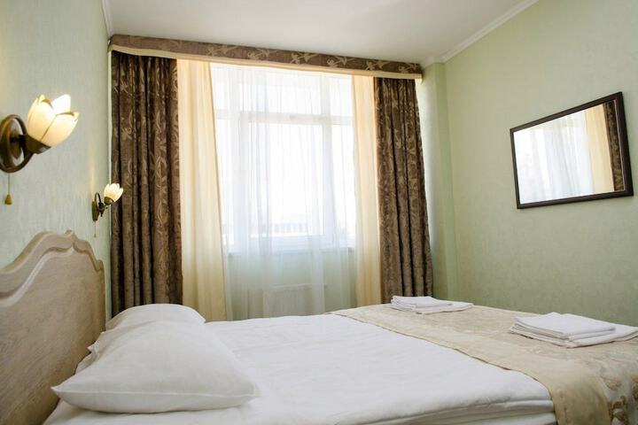 Room 15 of 25