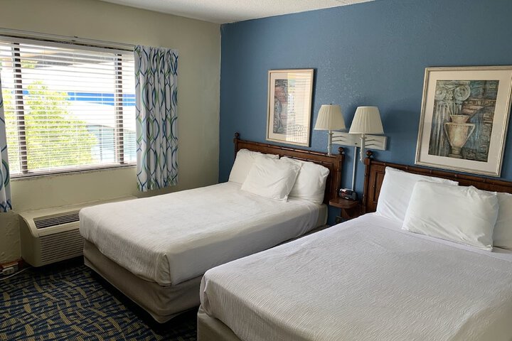 Room 4 of 37