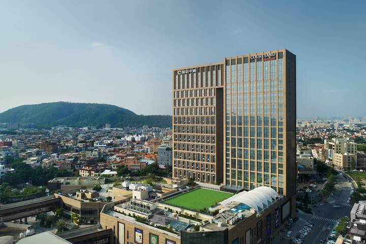 Hotel 86 of 90
