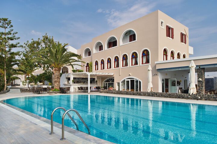 Pools & Facilities