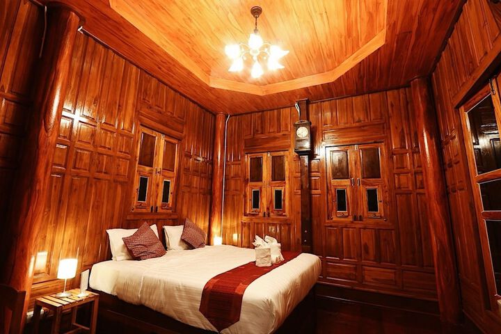 Room 3 of 70