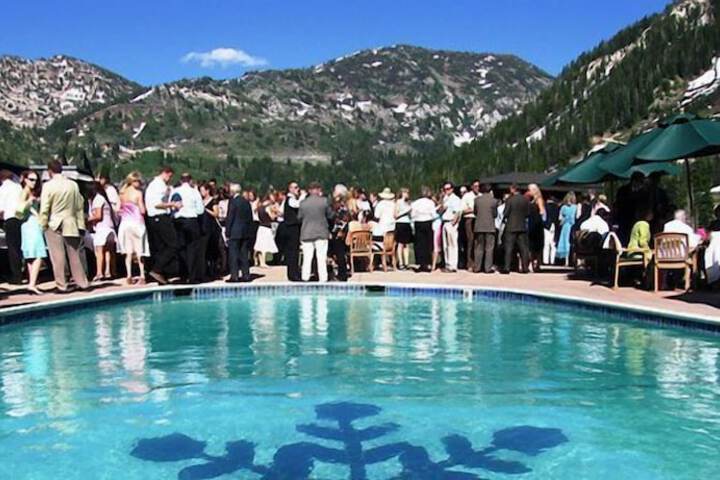 Pools & Facilities