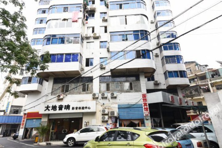 Guolv Hotel