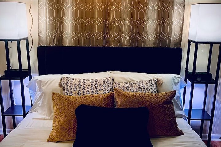 Room 56 of 100