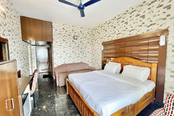 Room 15 of 71