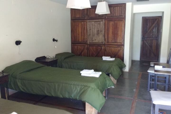 Room 12 of 40