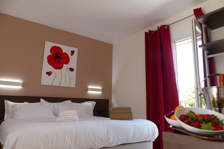 Room 2 of 22