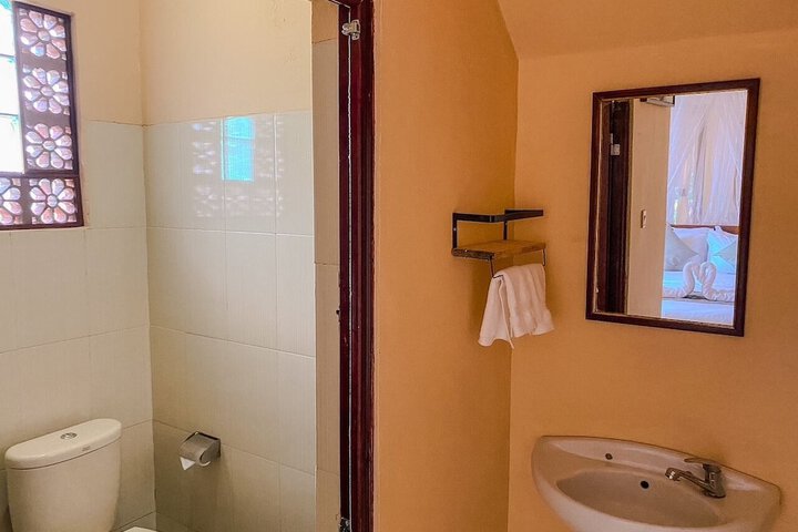 Room 30 of 49