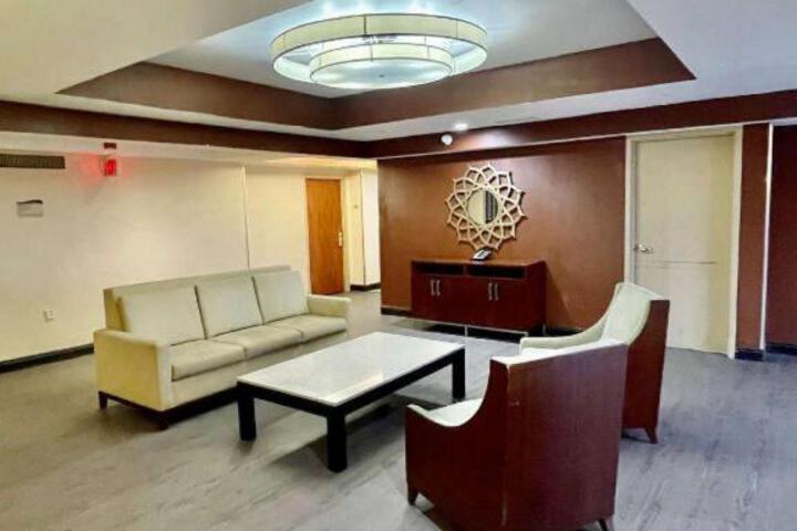 Standard Suite