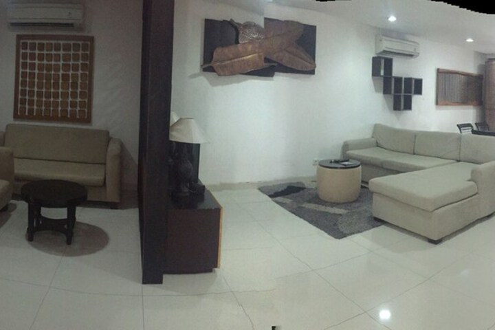 Room 9 of 52