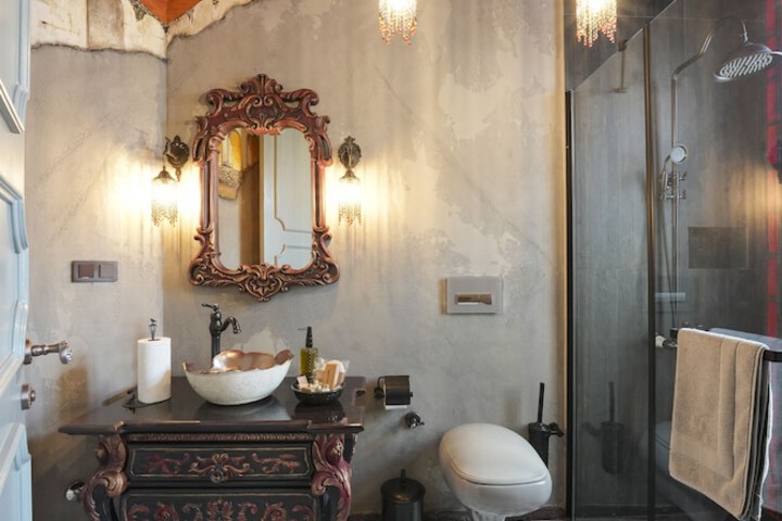 Room 85 of 171